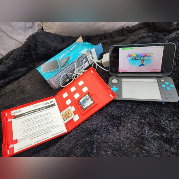 Nintendo DS XL